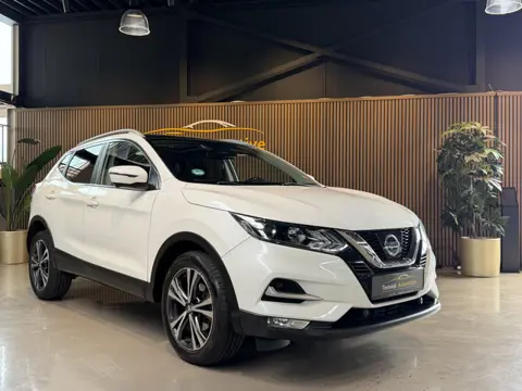 Nissan QASHQAI 1.2 N-Connecta Automaat Panorama navigatie lmv trekhaak
