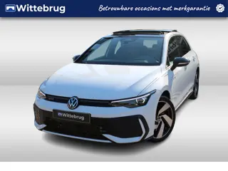 Volkswagen Golf 1.5 eHybrid 272pk GTE DSG Automaat Black Style / Panorama schuifdak / LM 18 inch / N