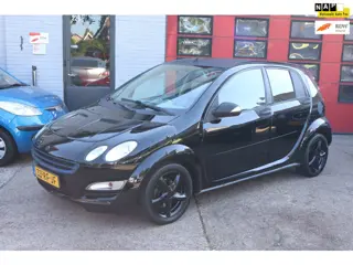 Smart Forfour 1.1 blackbasic , NIEUWE APK , ZUINIG RIJDEN .