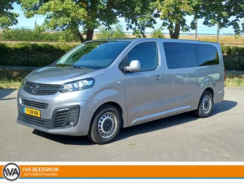 Opel Vivaro Combi 2.0 CDTI L3H1 AUTOMAAT 145 PK | 9 PERS | NAVI | PDC ACHTER | TREKHAAK | EXTRA WINT