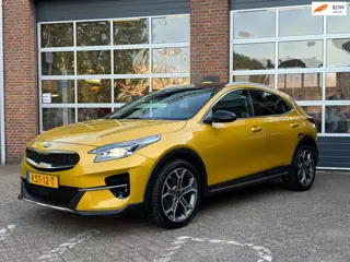 Kia XCEED 1.5 T-GDI Executive Line, panodak, adapt cuise, camera, navi, leder + mem