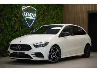Mercedes-Benz B-klasse 200 AMG Line / Night pakket / Camera / Sfeerverlichting/ Stoelverwarming