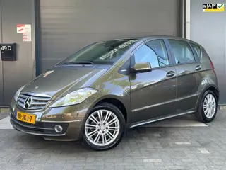 Mercedes-Benz A-klasse 160 Elegance NAP AIRCO CRUISE BLUETOOTH NAVI HALFLEERMF STUUR LM VELGEN