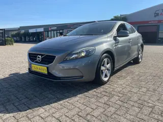 Volvo V40 2.0 T2 Momentum navi.camera