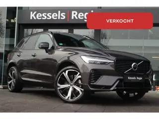 Volvo XC60 2.0 T8 Plug-in AWD Plus Dark | Pano | Memory | El.haak | 21” | Keyless | CarPlay | Stuur/