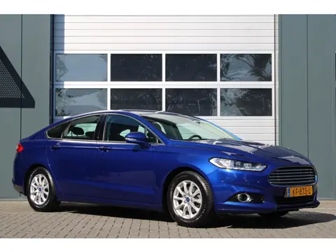 Ford Mondeo 1.5 Titanium 160pk Automaat Clima/Cruise/Keyless/PDC/Navi/Bluetooth/DAB/LED/16"LM/Trekha