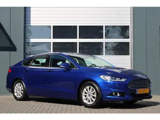 Ford Mondeo 1.5 Titanium 160pk Automaat Clima/Cruise/Keyless/PDC/Navi/Bluetooth/DAB/LED/16"LM/Trekha
