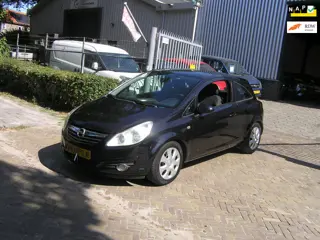 Opel Corsa 1.4-16V Enjoy 135 d km nap airco nieuwe apk