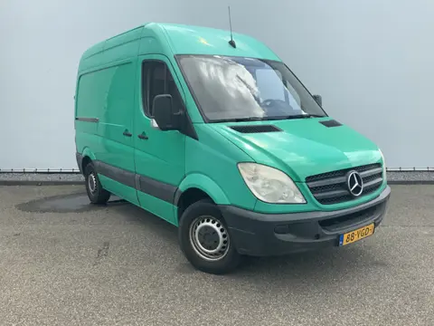 Mercedes-Benz Sprinter 311 2.2 CDI 325 H2 L1 (Uitlaat Weg!!!!) Zits 3 Trekhaak 2800 kg & Opstap Euro