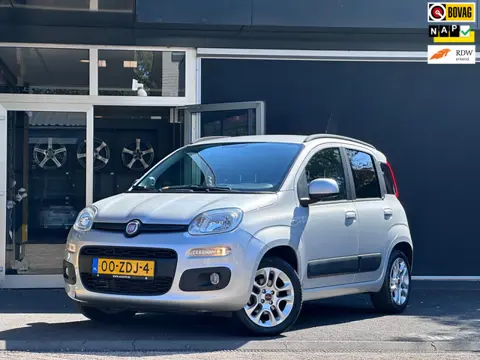 Fiat Panda 0.9 TwinAir Lounge 1e EIG / ORG NL / AIRCO / ELEK RAMEN