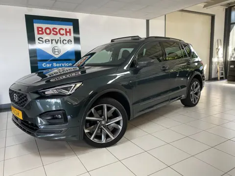 SEAT Tarraco 1.4 TSI e-Hybrid PHEV FR Panoramadak / 360 camera /Trekhaak