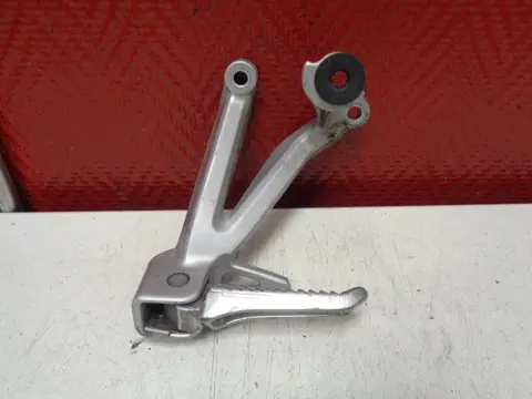 DUO VOETSTEUN LINKS Suzuki GSX R 750 1996 - 2000