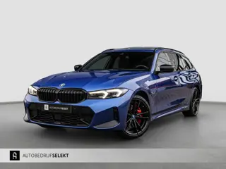 BMW 3-serie Touring 330e | M-Sport Pro | Pano | 2 jaar garantie | ACC | LCI | Black Edition | Sfeerv