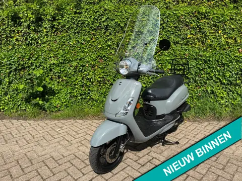 SYM Fiddle 2 45 km EURO4 Scooter Rich Grey BETAAL met in3