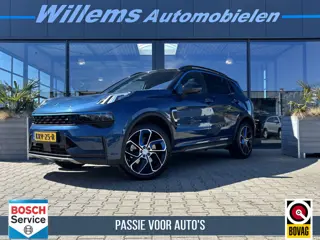 Lynk & Co 01 1.5 Zwarte Hemel, App-Connect, 360' Camera & Panoramadak Verkoopprijs = Inclusief Trekh
