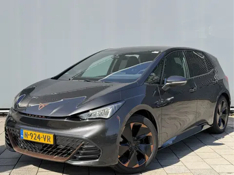 CUPRA Born BWJ 12-2021 | Adrenaline One 62 kWh | WARMTEPOMP | CLIMA | STOELVERW | 19'' LMV | CARPLAY