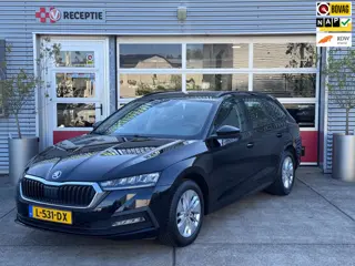 Skoda Octavia Combi 1.0 e-TSI Business Edition / Automaat / Carplay / Elek-klep / Org Ned