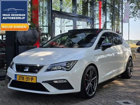 SEAT Leon 1.4 TSI X-PERIENCE | Panoramadak | Climate control | LM Velgen | Apple CarPlay/Android Aut