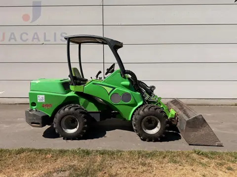 Avant M745 (bj 2010)