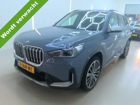 BMW X1 xDrive25e xLine Carplay Keyless Entry Adaptieve LED Panoramadak