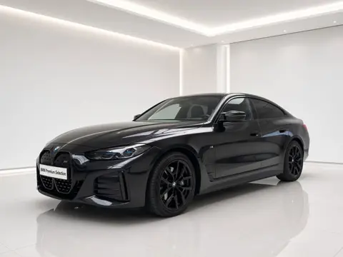 BMW i4 M50 High Executive 84 kWh | 19" | CoPilot | Lederen dash | Harman Kardon | Carbon int.lijsten