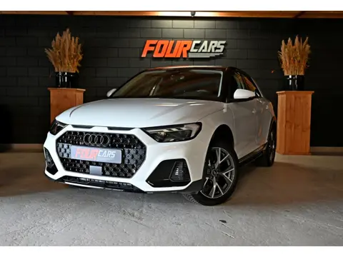 Audi A1 CITYCARVER 30 TFSI Advanced Edition | 2022 | 11.000KM | Navigatiesysteem | Stoelverwarming |