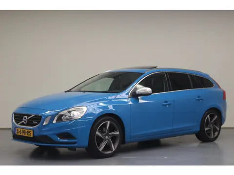 Volvo V60 T4 R-Design I Rebel Blue I Trekhaak I Pano I