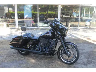 Harley-Davidson Street Glide  FLH-X Street-Glide