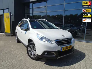 Peugeot 2008 1.2 PureTech Allure, Automaat, Navi, parkpilot