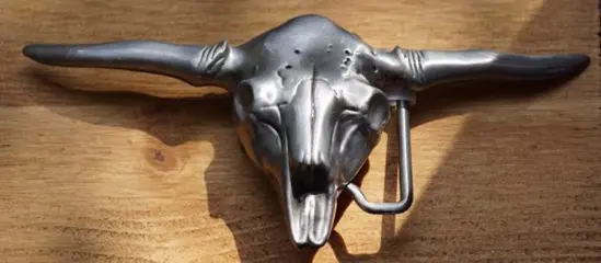 Buckle " Stieren schedel " Zilverkleurig
