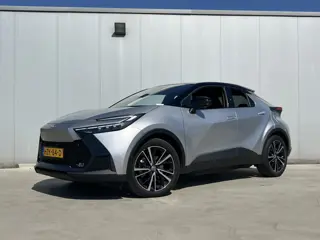 Toyota C-HR 2.0 Plug-in Hybrid 220 Executive | Voorstoelen verwarmd | Stuurverwarming