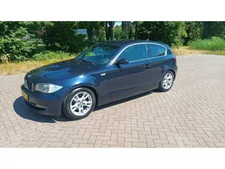 BMW 1-serie 118i Business Line clima apk 08-2027