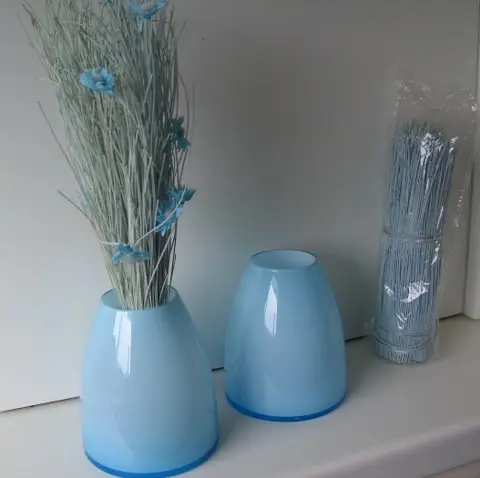 VAAS BLAUW CONISCH 17 cm 8 stuks NIEUW