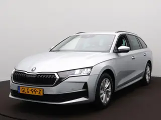 Skoda Octavia Combi 1.5 TSI First Edition Trekhaak / Virtual / Metallic