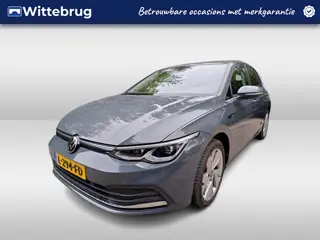 Volkswagen Golf 1.5 eTSI Style / AUTOMAAT/ MEMORY SEAT/ CLIMA/ PARK. SENSOREN + CAMERA/ NAVI/ LED