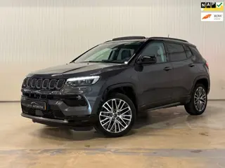 Jeep Compass 4xe 240 Plug-in Hybrid Electric Summit | NAP | PANO | TREKHAAK | VOL OPTIES!