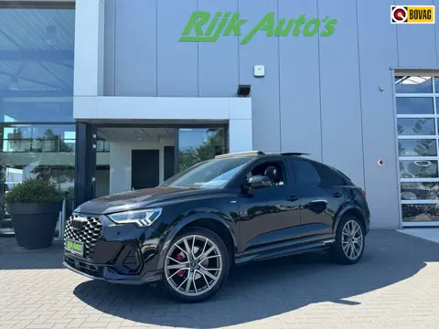 Audi Q3 Sportback 35 TFSI S-Line 3X * Panoramadak * Lederen Sportstoelen * Matrix Led