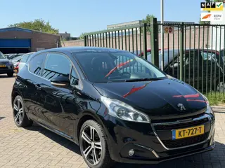 Peugeot 208 1.2 PureTech GT-line panorama dak airco cruis control cv op afs