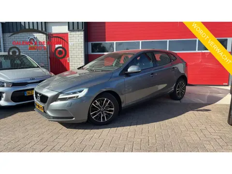 Volvo V40 2.0 T2 Nordic+ FULL LED / STANDKACHEL / STOELVERW / NAVI / CLIMA / PDC / BLUETOOTH / CRUIS