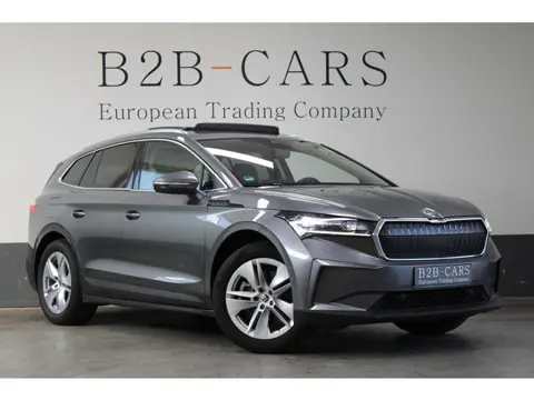Skoda Enyaq iV 80 | SOH 96,6% | Panorama | Trekhaak | Lederen bekleding