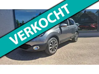Nissan Qashqai 1.6 Connect Edition CAMERA|TREKHAAK|PANO DAK