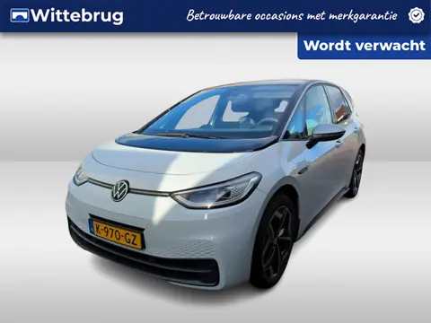 Volkswagen ID.3 First Plus 58 kWh / SOH 93%/ AUTOMAAT/ STANDKACHEL/ NAVI/ CRUISE/ PRAK. SENSOREN + C