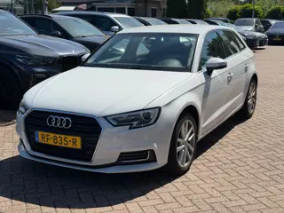 Audi A3 Sportback 1.0 TFSI Design Pro Line Plus / Trekhaak / Navigatie / Parkeerhulp V+A / 17'' / Ha
