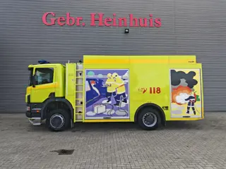 Scania P124C 420 4x4 Hauser 2000 Winde Wasserwerfer Lichtmast!