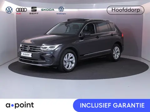 Volkswagen Tiguan 1.4 TSI eHybrid Elegance 245 PK PHEV | Panorama dak | Matrix koplampen | Parkeerca