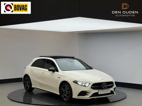 Mercedes-Benz A-klasse 250 e Premium | AMG | Panodak | Sfeerverlichting | Carplay | Sportstoelen | D