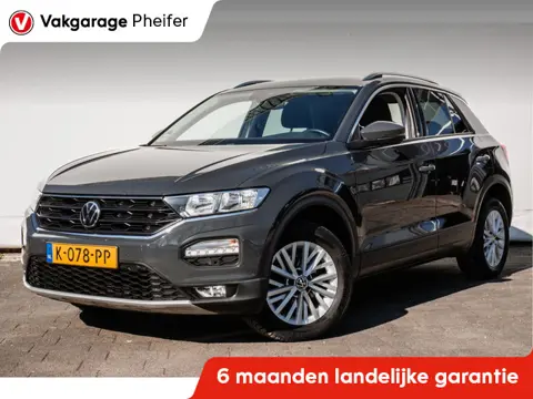 Volkswagen T-Roc 1.0 TSI Style Business Trekhaak/ Digital cockpit/ Stoelverwarming/ Camera/ Dab/ Car