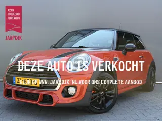 MINI 3-deurs BWJ 2019 1.5 Cooper Works Model 136 PK FULL LED | HALF LEDER | KEYLESS | NAVI | CLIMA |