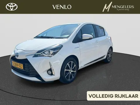 Toyota Yaris 1.5 Hybrid Dynamic RIJKLAAR | Climate Control | Cruise Control | Camera | All-Seasonban