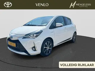 Toyota Yaris 1.5 Hybrid Dynamic RIJKLAAR | Climate Control | Cruise Control | Camera | All-Seasonban